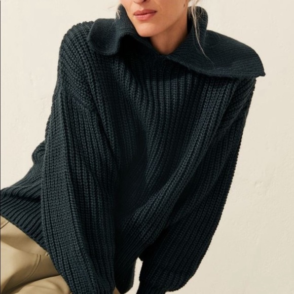 Collared & Balloon Sleeved Sweater - Picture 1 of 6